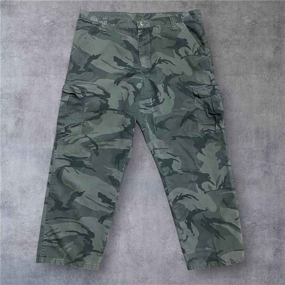 Wrangler Vintage Y2K Grey Black Camouflaged Cargo Pants Men's Size 40W x 30L